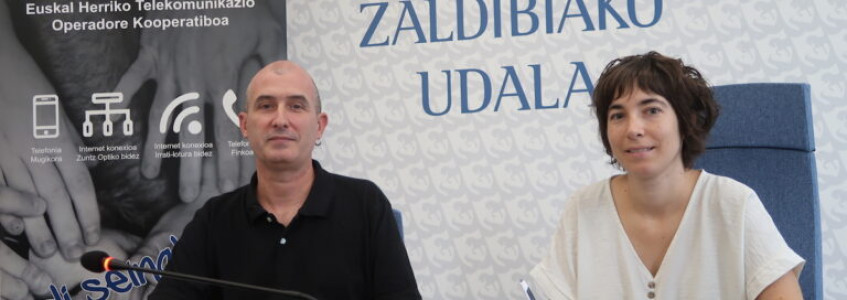 hitza zaldibiako_udala_eta_izark2-768x512.jpg